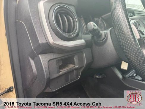 Used 2016 Toyota Tacoma SR5 image 19