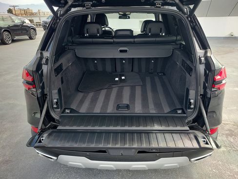 Used 2026 BMW X5 sDrive40i RWD image 9