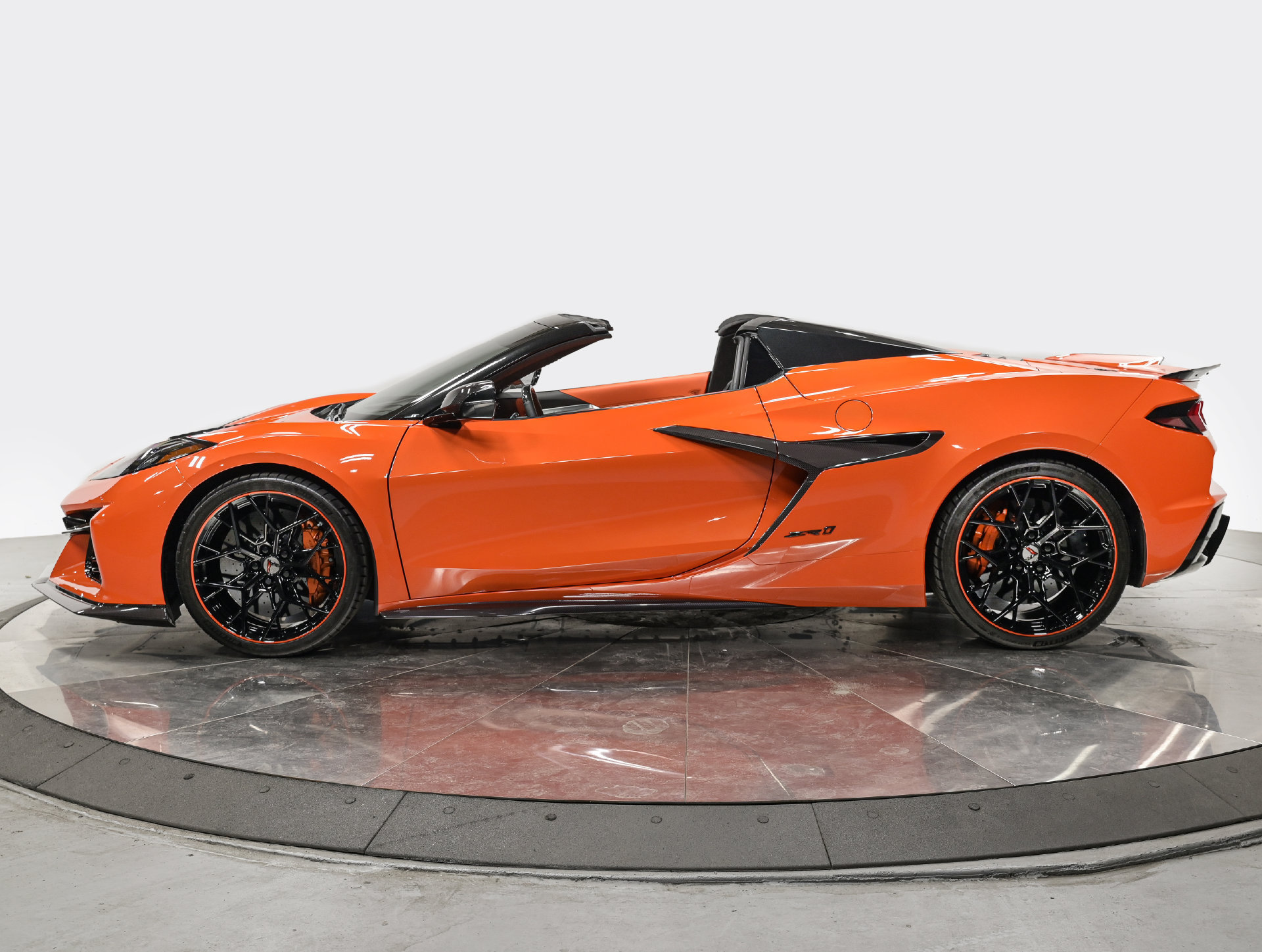 Used 2026 Chevrolet Corvette ZR1 w/ Battery Protection Package RWD image 2