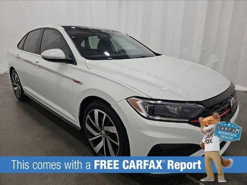 Used 2019 Volkswagen Jetta GLI Autobahn FWD image 2