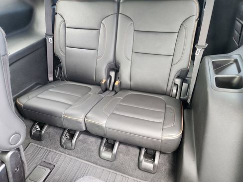 Used 2023 GMC Acadia AT4 w/ Technology Package image 31