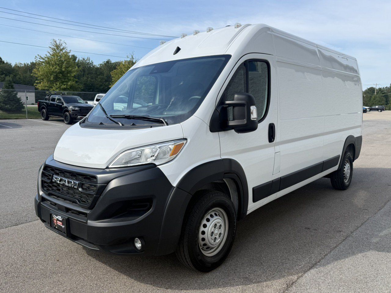 Used 2026 RAM ProMaster 2500 w/ Convenience Group FWD image 3
