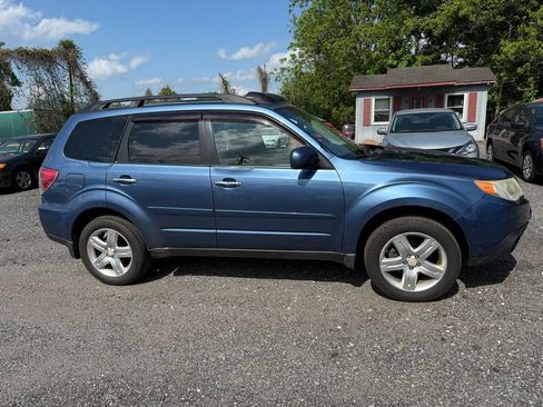 Used 2010 Subaru Forester 2.5X Premium w/ Popular Equipment Group 1A AWD/4WD image 6