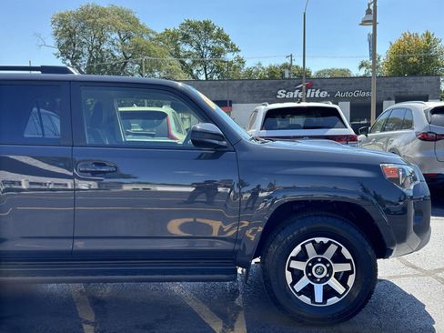 Used 2024 Toyota 4Runner TRD Off-Road image 11