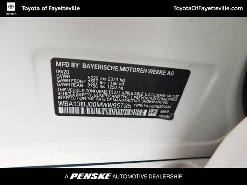 Used 2021 BMW 530i xDrive w/ Convenience Package AWD/4WD image 9