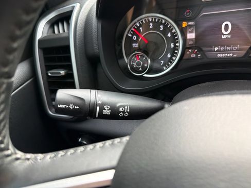 Used 2020 RAM 1500 Big Horn AWD/4WD image 13