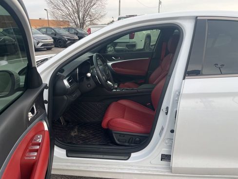 Used 2024 Genesis G70 3.3T Advanced image 6