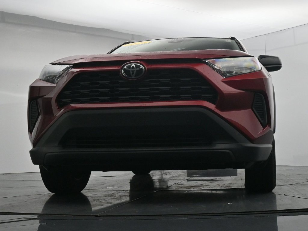 Used 2020 Toyota RAV4 LE w/ All Weather Liner Package AWD/4WD image 19