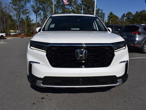 Certified 2023 Honda Pilot Elite image 4