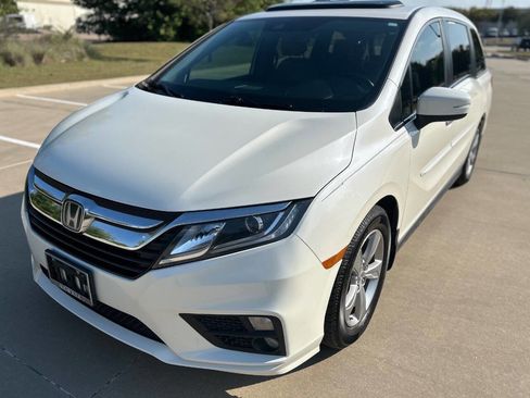 Used 2018 Honda Odyssey EX-L image 2