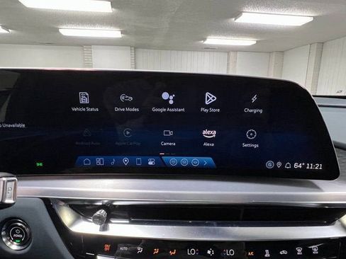 New 2025 Cadillac Lyriq Sport w/ Nappa Leather Package image 14