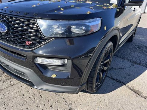 Used 2022 Ford Explorer ST w/ Equipment Group 401A image 9