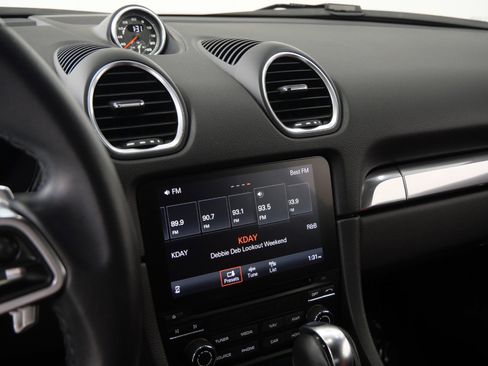 Used 2021 Porsche 718 Cayman RWD image 31
