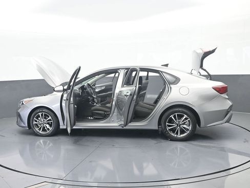 Used 2022 Kia Forte LXS image 65