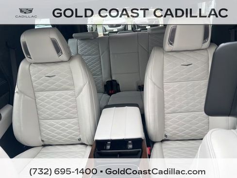 Certified 2026 Cadillac Escalade Platinum Sport AWD/4WD image 24