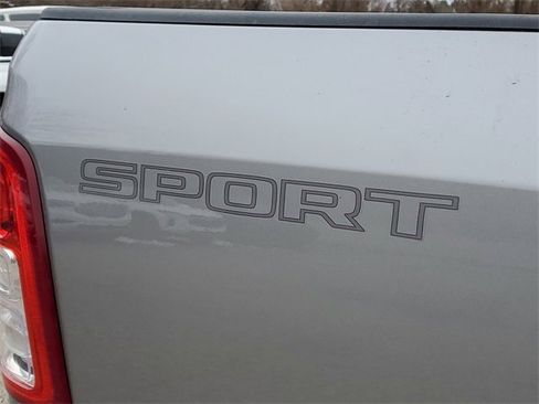 Used 2024 RAM 2500 Big Horn w/ Sport Appearance Package image 7