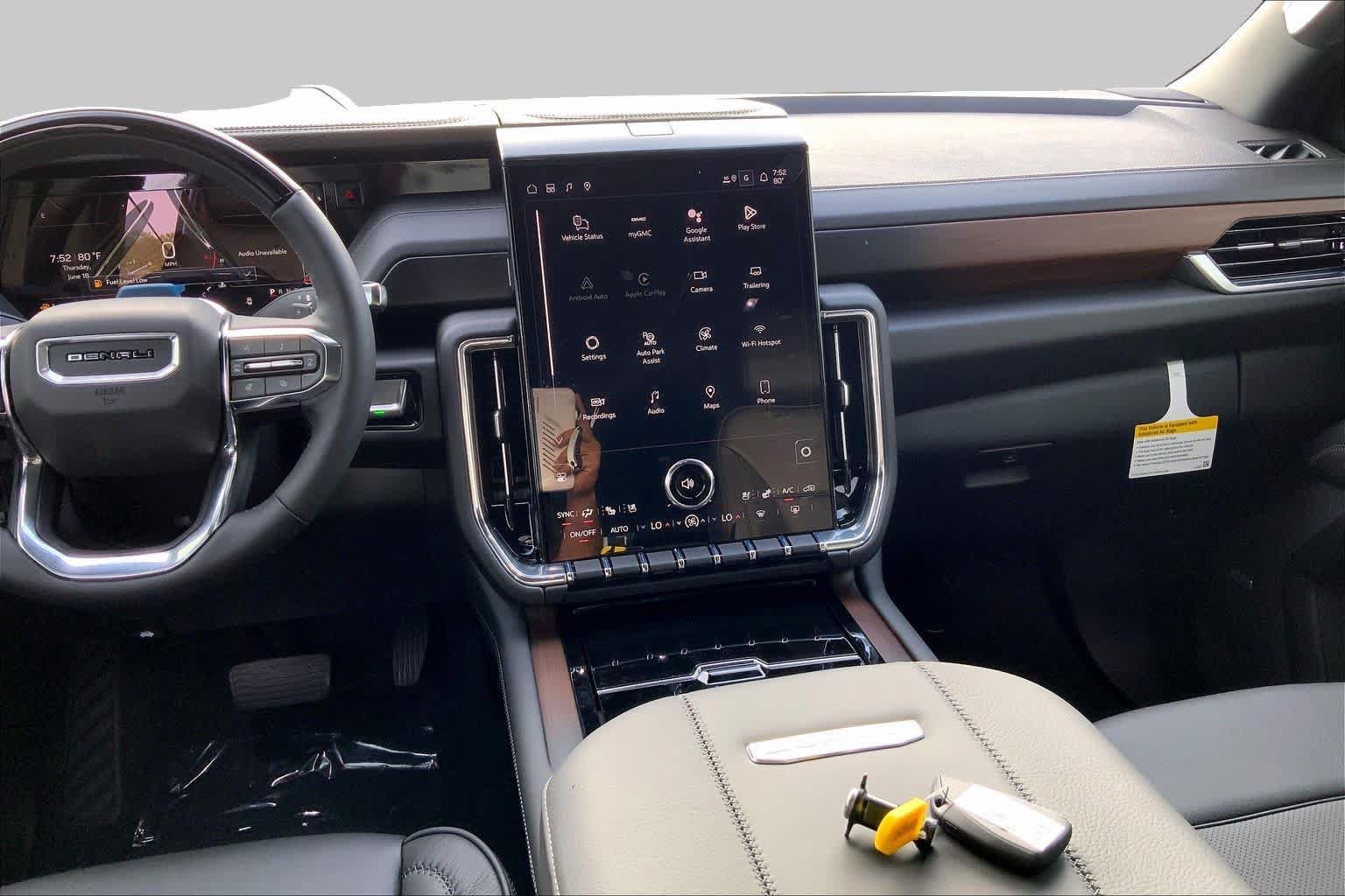 New 2026 GMC Yukon Denali w/ Advanced Technology Package RWD image 7