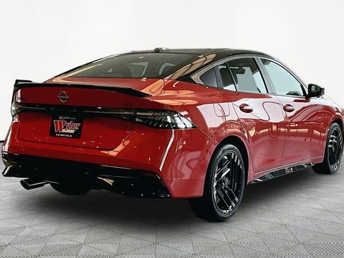 New 2026 Nissan Sentra SR FWD image 11