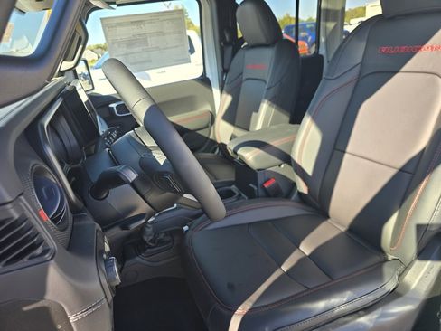 New 2026 Jeep Wrangler Unlimited Rubicon image 21