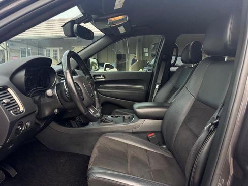 Used 2020 Dodge Durango R/T w/ Blacktop Package RWD image 8