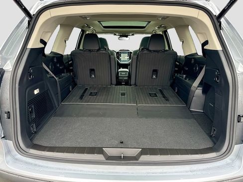 New 2026 Subaru Ascent Limited image 32