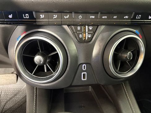 Used 2023 Chevrolet Blazer LT w/ Convenience Package FWD image 33