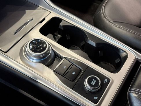 Used 2023 Ford Explorer XLT w/ Equipment Group 202A image 35