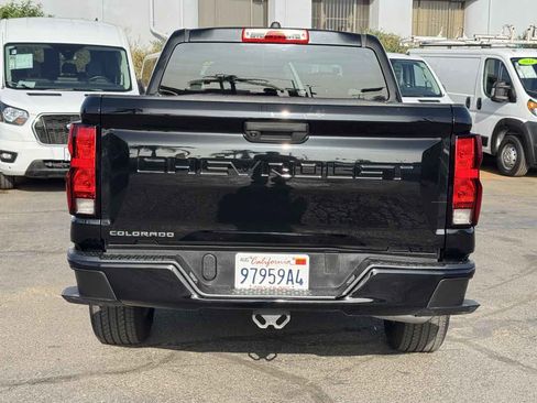 Used 2024 Chevrolet Colorado W/T image 10