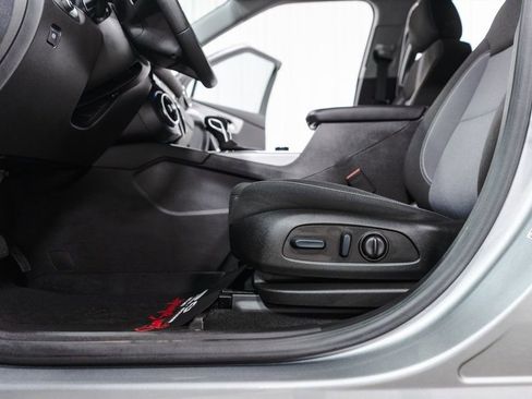 Used 2023 Chevrolet Blazer LT w/ Driver Confidence Package image 25