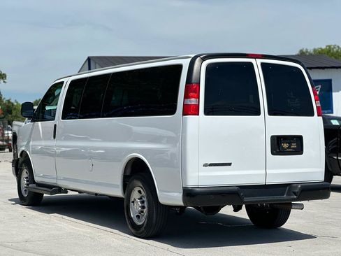 Used 2023 Chevrolet Express 3500 LS RWD image 5
