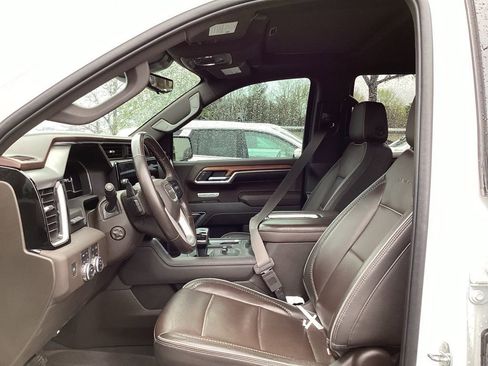 Used 2022 GMC Sierra 1500 Denali w/ Denali Reserve Package image 8