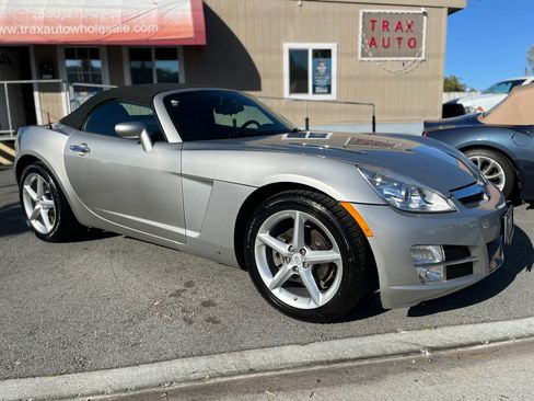 Used 2008 Saturn Sky w/ Premium Trim Package RWD image 1