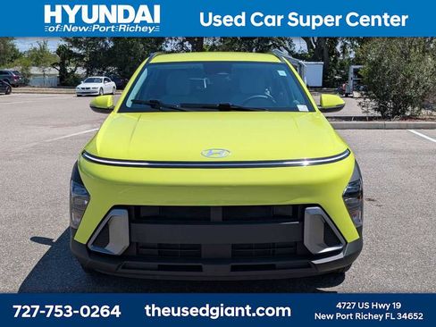 Used 2024 Hyundai Kona SEL FWD image 8