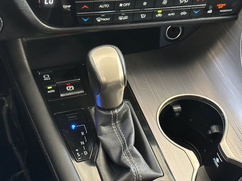Used 2017 Lexus RX 450h F Sport AWD/4WD image 28