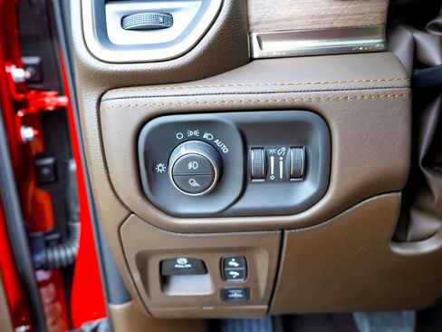 New 2026 RAM 1500 Limited AWD/4WD image 18