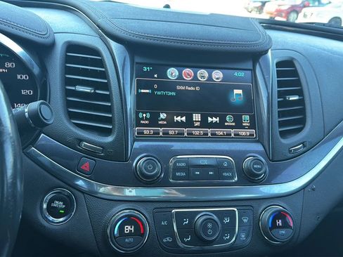 Used 2018 Chevrolet Impala LT image 37