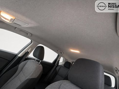 Used 2021 Nissan Rogue S FWD image 10