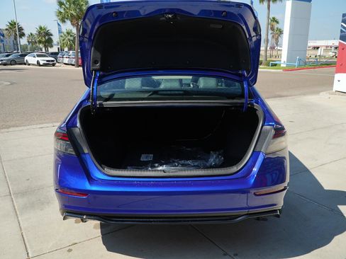 Used 2025 Honda Accord Sport image 11