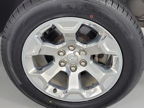 Used 2022 RAM 1500 Big Horn AWD/4WD image 11