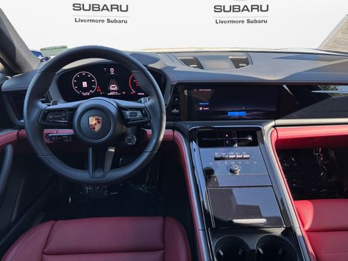 Used 2026 Porsche Panamera RWD image 12