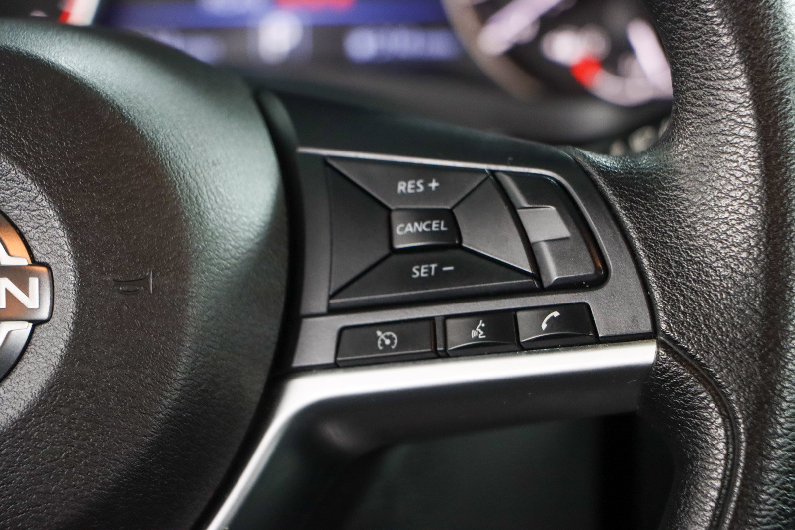 Used 2024 Nissan Altima 2.5 SV FWD image 14