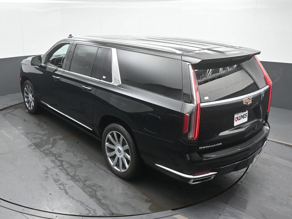 Used 2024 Cadillac Escalade ESV Premium Luxury Platinum AWD/4WD image 40