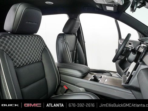 New 2026 GMC Acadia Denali w/ Super Cruise Package FWD image 23