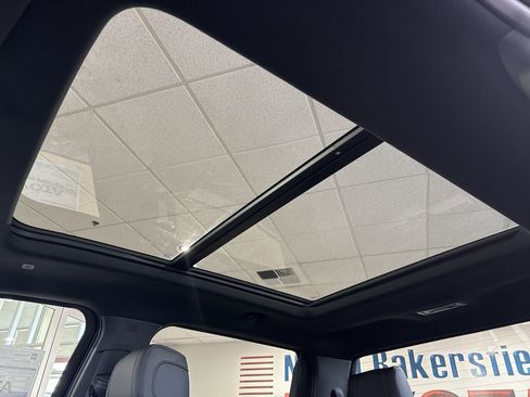 New 2025 Toyota Tundra Limited image 23