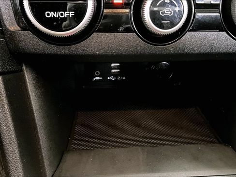 Used 2021 Subaru Impreza 2.0i Limited AWD/4WD image 16