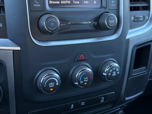 Used 2024 RAM 1500 Warlock RWD image 19