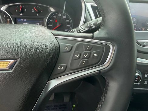 Used 2024 Chevrolet Equinox LT FWD image 25