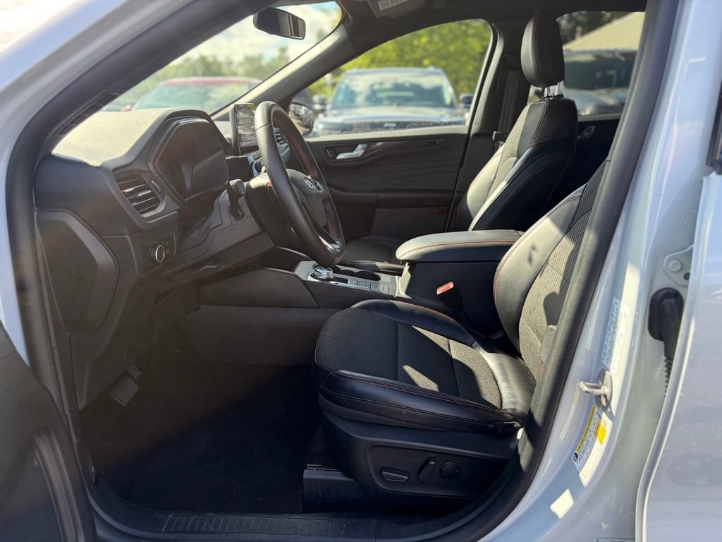 Used 2025 Ford Escape ST-Line AWD/4WD image 20