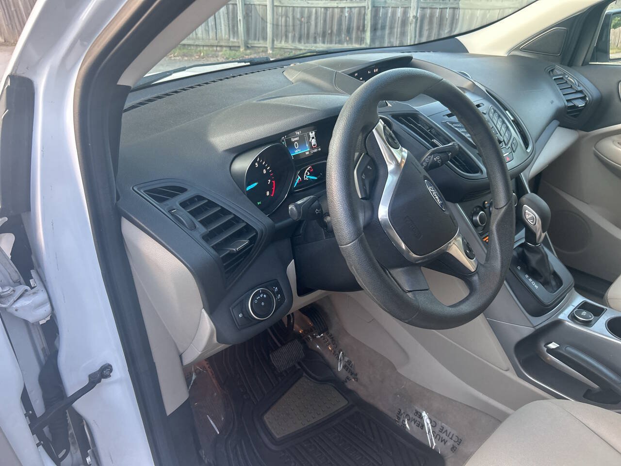 Used 2016 Ford Escape SE AWD/4WD image 13