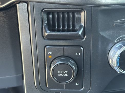 Certified 2022 Ford F150 XLT w/ Equipment Group 302A High image 7